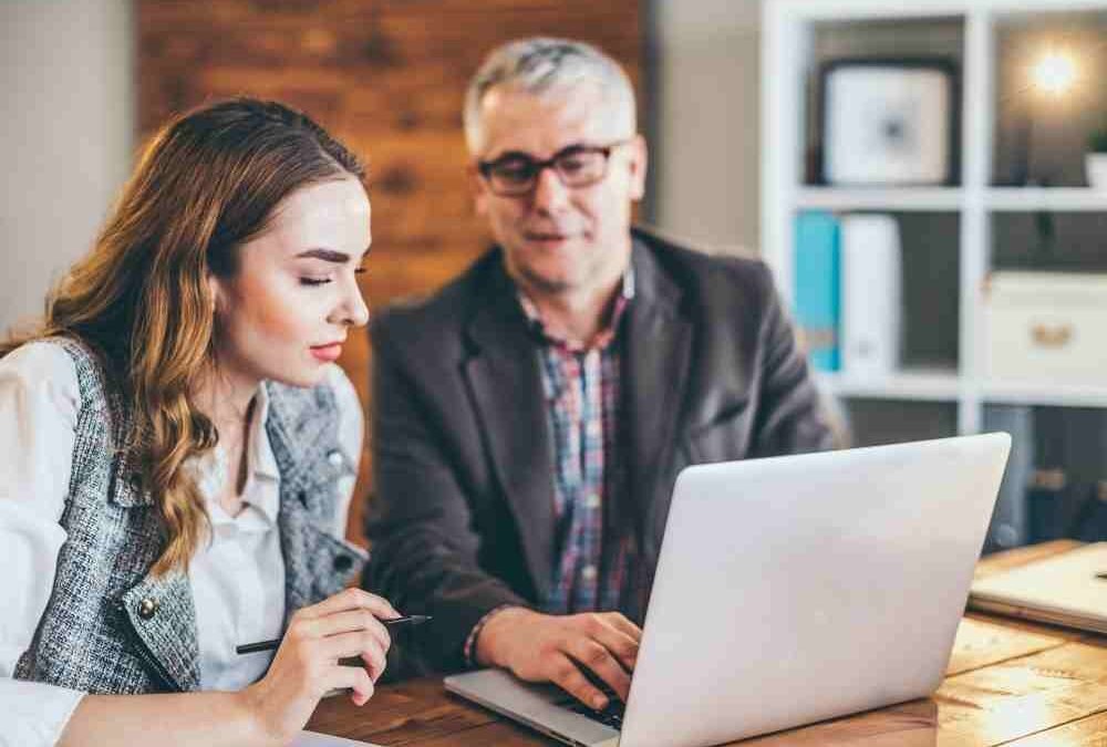 Finding a Mentor to Help You Achieve Your Goals and Crush Your Dreams